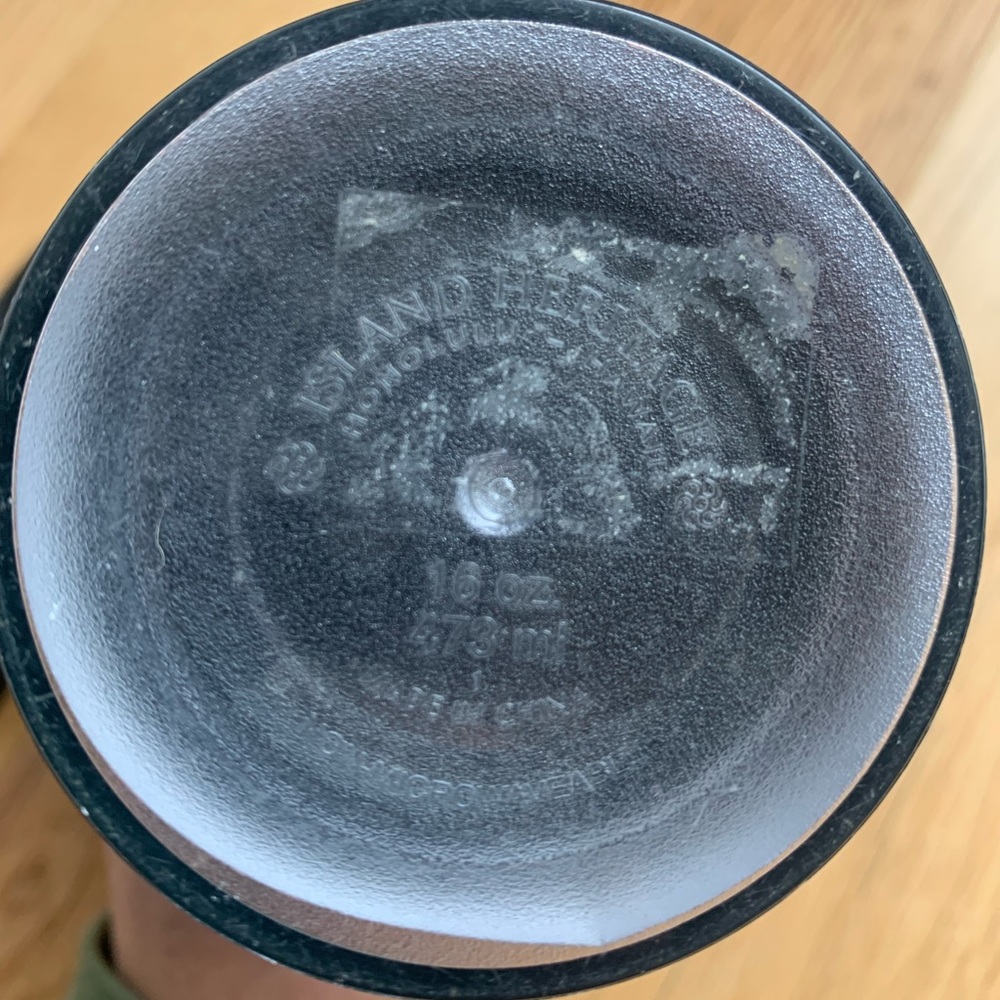 Hawaiian travel mug ‘Chat of Aloha’ Authentic, purchased in Honolulu. NWOT 🌸🌺 - Picture 6 of 7